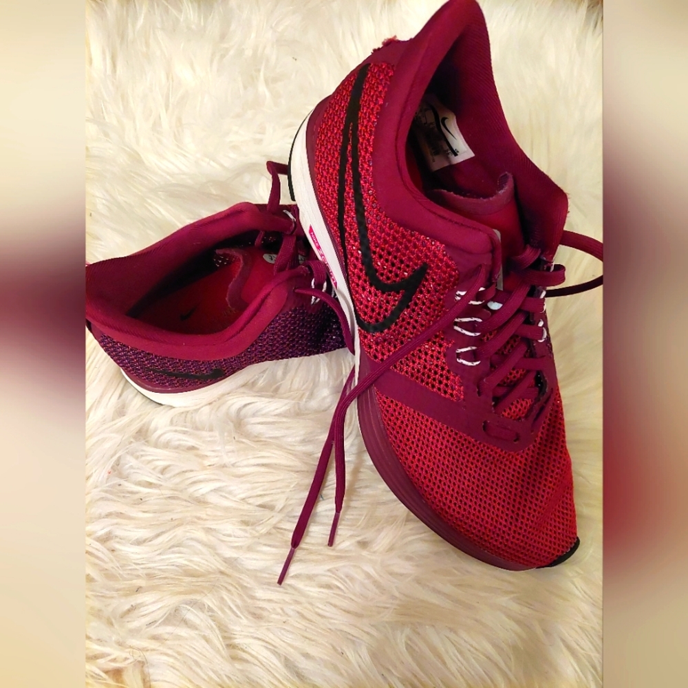 Nike
